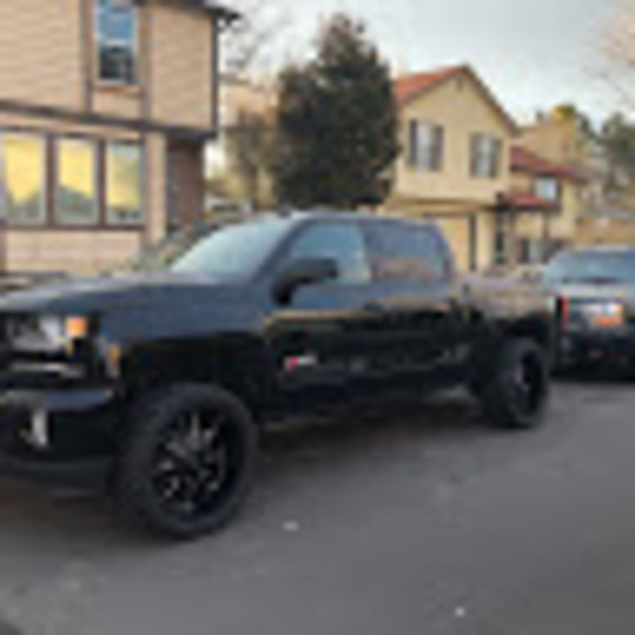 Meet your Posher, Raul - Picture 1 of 1